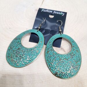 Brand New Bohemian Turquoise Blue Round Earrings